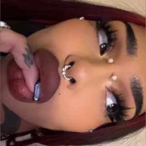 ThroatQueenXO😝