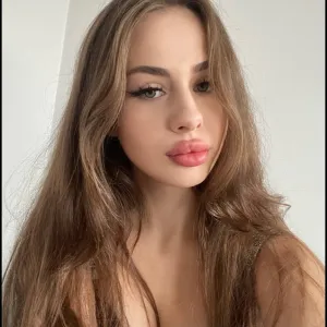 Joan🥰
