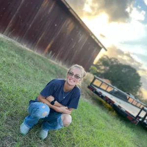 Farmgirl🩵Rae