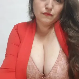 Pam 🔥 BIG TITS 🥥🥥