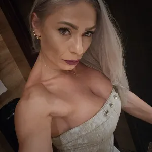 Women Cat Kim