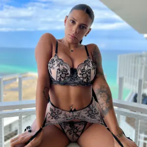 Victoria Cruz
