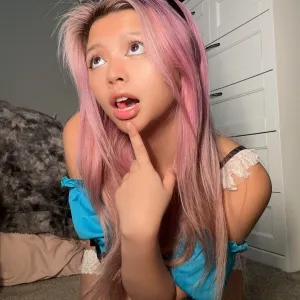 ASMR Queen Ivory 👾 💕
