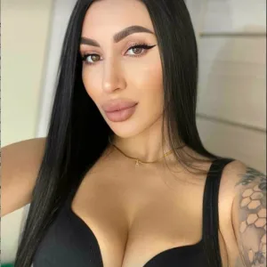 Alina Greys