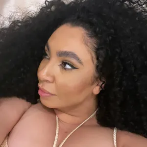 karol de souza