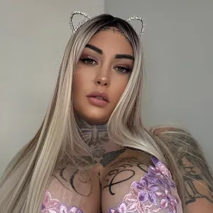 Léna ღ