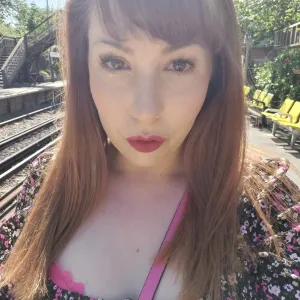Scarlett Free