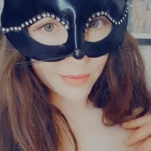 Mamasquerade