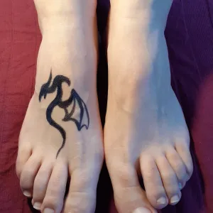 DragonFeetLady