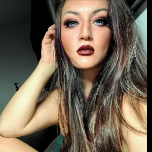 Elora Eros