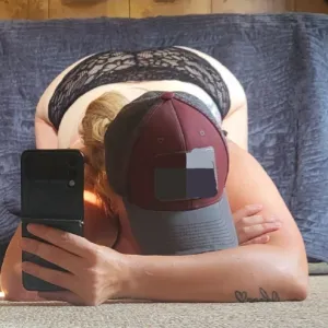 Curvypeach
