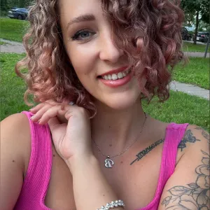 Ruth 🍒