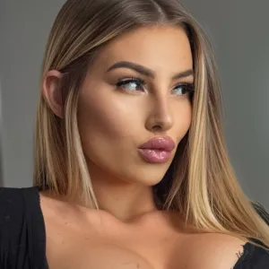 Dannii Louise 💗