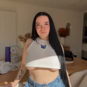 🤍🦋 Rhiannon 🦋🤍