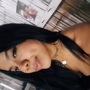 Mia Cameron 🫦