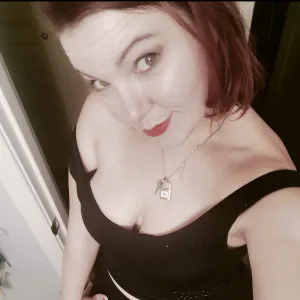 Lizzie B