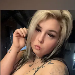 HoneyyyyXO
