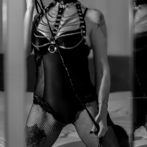 SeductiveStepMommy