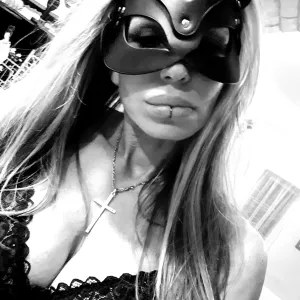 Miss Sophie Taylor
