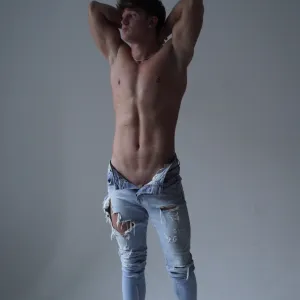 Christian Levine |Straight