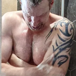 HungUncutDILF