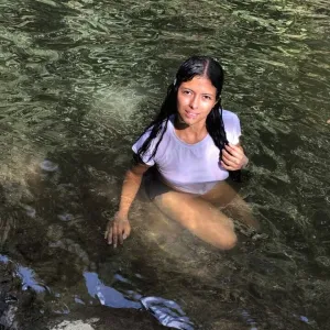 Nakkita hot