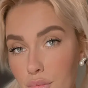 Blondie Bea 👱‍♀️ VIP 🤤