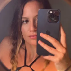 Demi