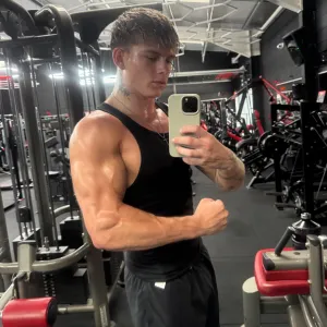 Messy Maxxx 👀