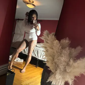 Naughty Housewife
