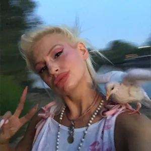 IvoryPresleyROXX