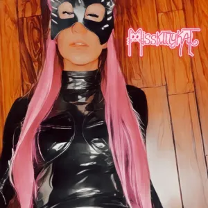 𝓜𝓲𝓼𝓼 𝓚𝓲𝓽𝓽𝔂 𝓚𝓪𝓽 😽