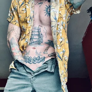 @saltyexhibitionistdad