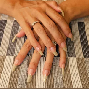 diavoletta long nails and feet