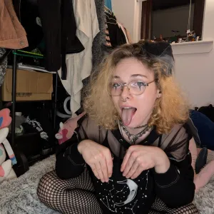 Hunni_Succle