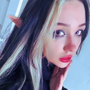 Nyako >.<