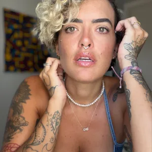 Nina 💜
