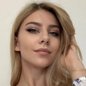 Anna - cute blondie 👱🏻‍♀️💗