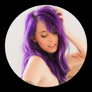 Hallie VIP