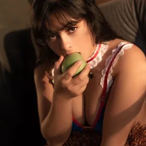 Evelyn 🥰🤭