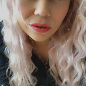 Sassy~n8v~Savage