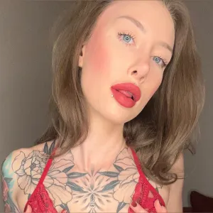 Nia Rose