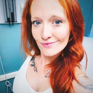Queen Red