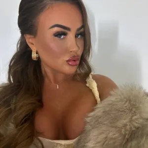 Katie 💋