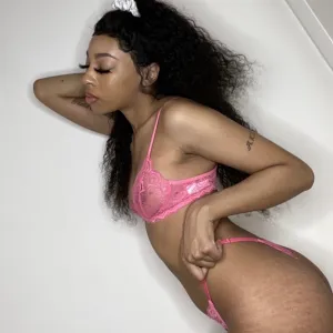 PRETTY PU$$Y. ♡