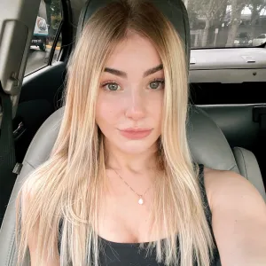 Ava Wilde🌹