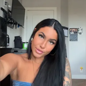 Aubrey Rayne