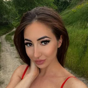 Emily😈