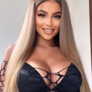 Aleksandra_Queenie