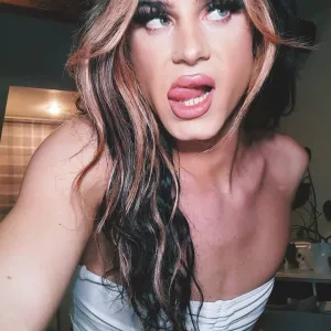 Queen KJ ✨